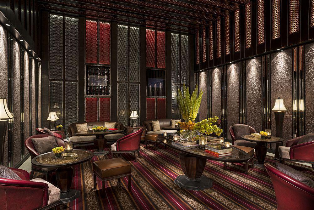 Four Seasons Hotel Shanghai Exterior photo